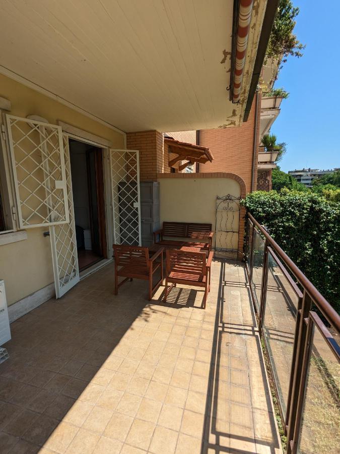 Residenza Alabama Apartment Rome Bagian luar foto