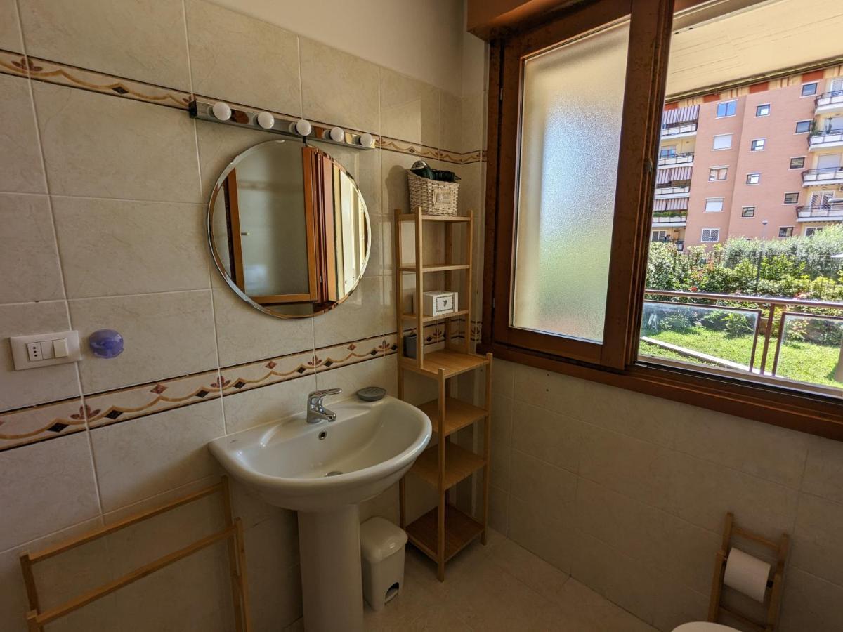 Residenza Alabama Apartment Rome Bagian luar foto